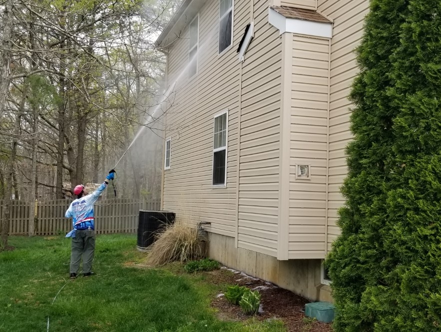 New jersey soft wash house washing protecting coastal vinyl and cedar siding from salt air damage